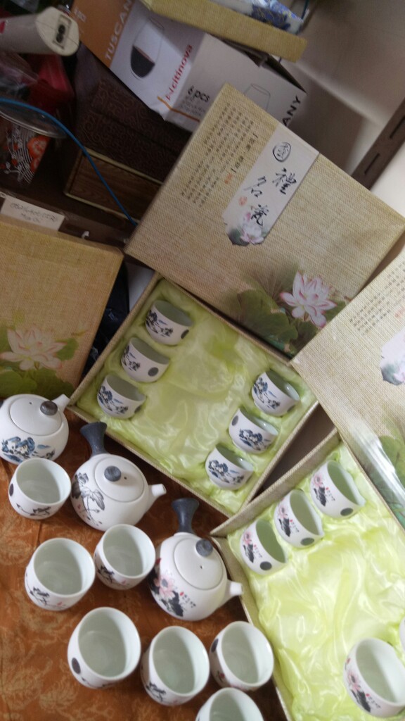 Chinese Tea Pot Set Ceramic C19 Classic 6 Cups Teko Teh Set 6 Cangkir Hadiah Souvenir Gift Box