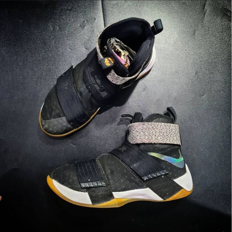 Nike LeBron Soldier 10 EP 'Iridescent'
