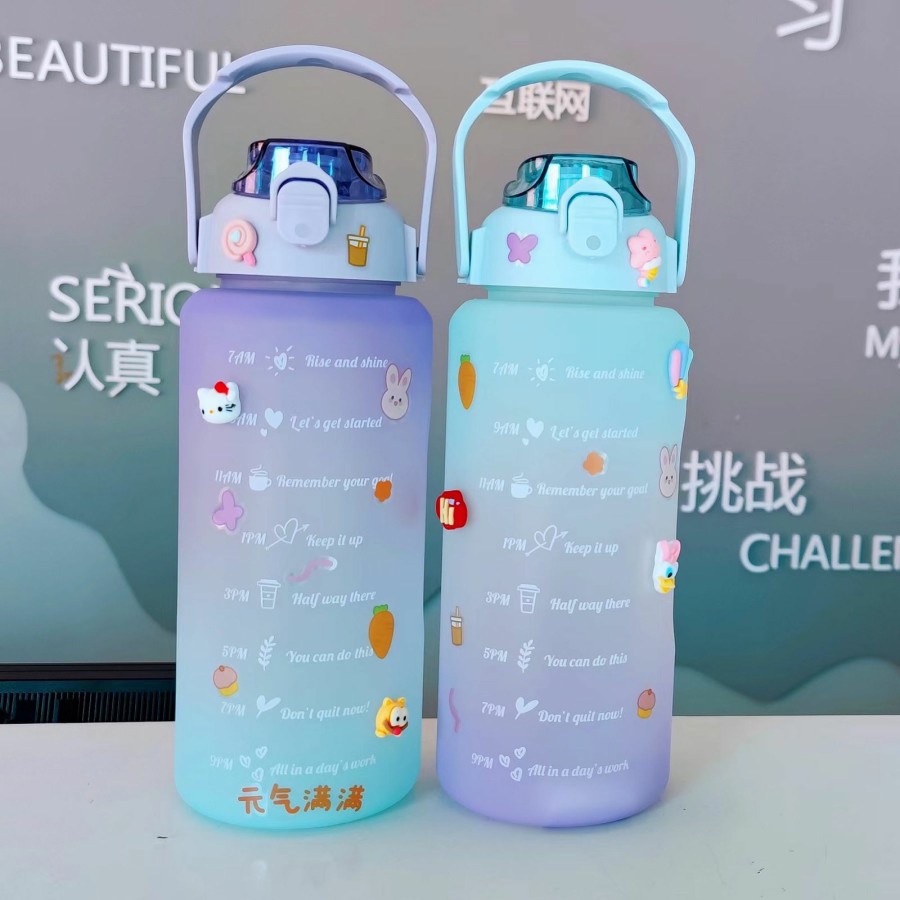 Botol Minum Viral 2 Liter Motivasi 2 Gradasi Warna / Bottle Jumbo 2L Penyimpanan Air Susu Teh Anti Tumpah / Wadah Penanda Waktu Minum Tritan 2000ml FOOD GRADE FREE STICKER dengan Tutup Pengunci / Tumbler Nagita Pelangi Untuk Sekolah Anak Dewasa