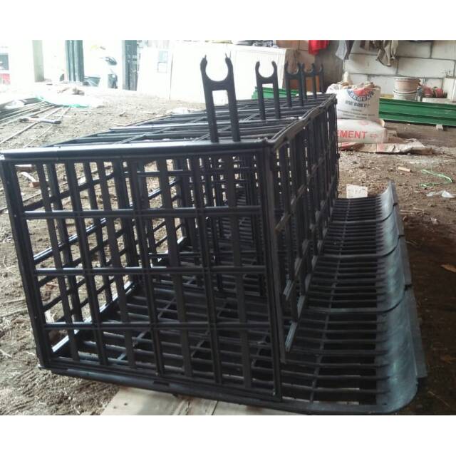 kandang baterai ayam petelur plastik