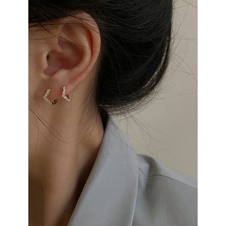 Anting Bulat Mini Lapis Emas 14K Dengan Batu Zircon Kubik Untuk Wanita