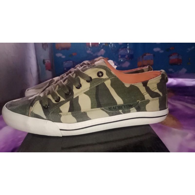 Macbeth Matthew Camouflage