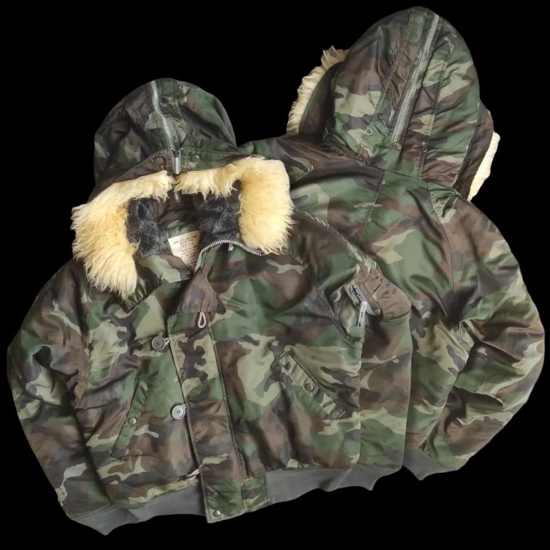 JAKET PARKA CAMO SKI SNOW BOARD BOMBER ARMY VTG VINTAGE FLIGHT JACKET TYPE N-2B SHERPA FUR PRELOVED 