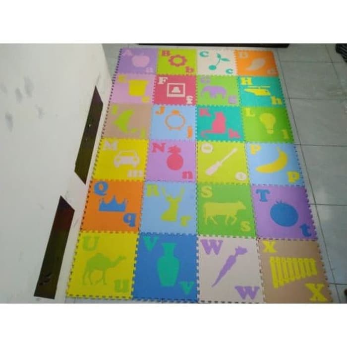 Eva Matras Abjad Hijaiyah Huruf Puzzle Tikar Lantai Varian Warna 30x30x1 cm