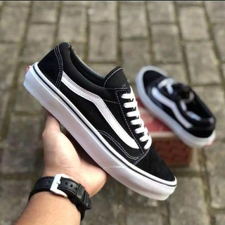  SEPATU  VANS  AUTHENTIC FULL BLACK HITAM  POLOS  WHITE PUTIH 