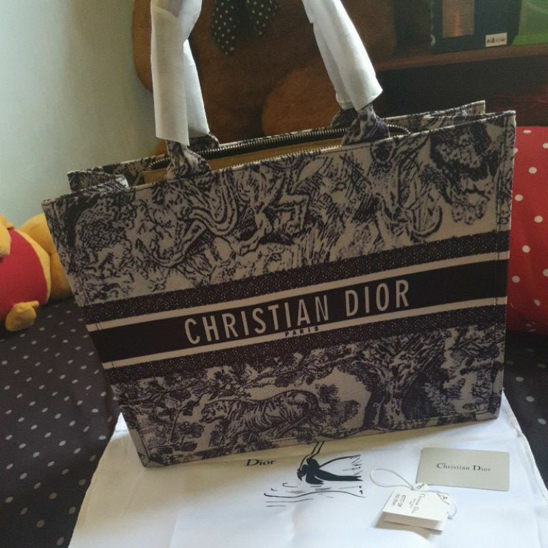 Tas CHRISTIAN DIOR Paris Totebag kualitas bagus New limited stok (Preloved)