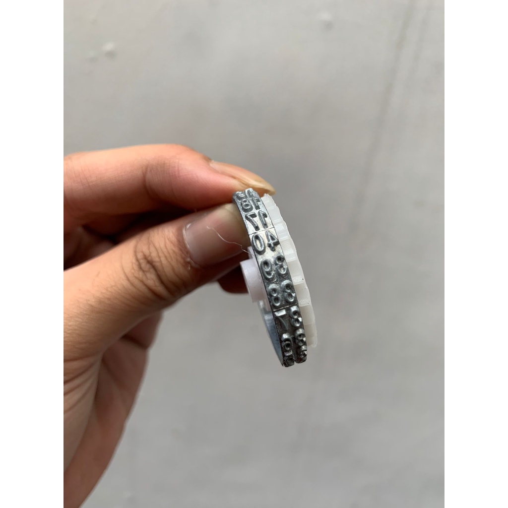 Plat Tahun Amano 4740 Timestamp