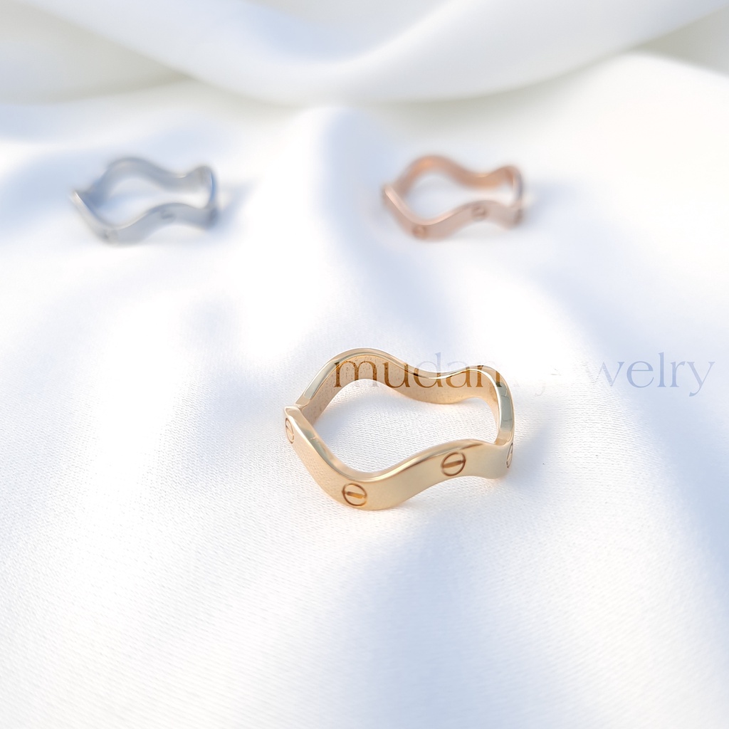 Cincin Titanium Unisex Model Gelombang Tersedia Warna Rosegold, Gold dan Silver