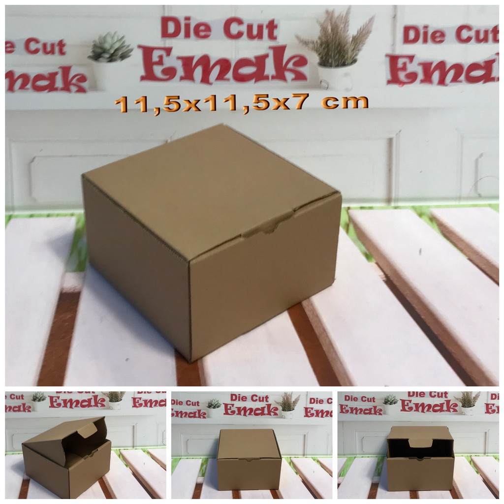 

kardus uk. 11,5x11,5x7 cm kotak box karton Die Cut