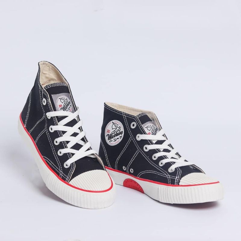Sepatu Warrior Classic HC original