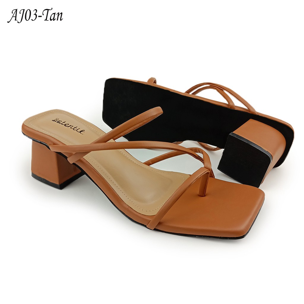 Emye AJ03- Sandal Slop Jepit Hak Tahu Heels Tali 5cm Wanita Terbaru Murah Mewah Kekinian 2021 AJ03