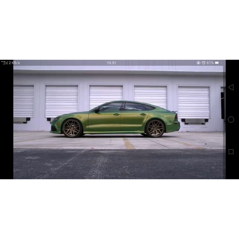 CAT BUNGLON 2 WARNA GOLD GREEN