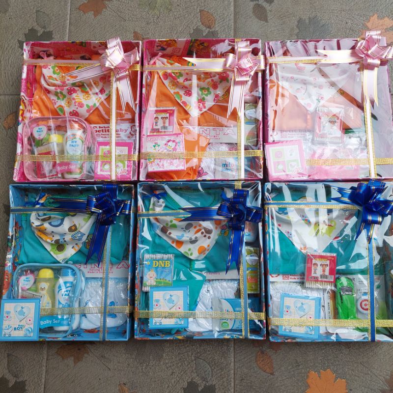 Hampers perlengkapan Bayi baru lahir Baby Gift Set Kado Bayi Baby Care Set Minyak telon Baju bedak Shampoo