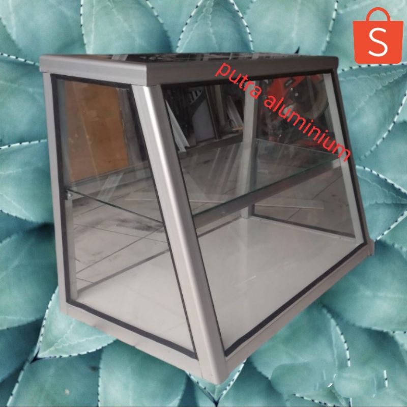 Etalase kaca miring Etalase serbaguna ukuran 70-50-40