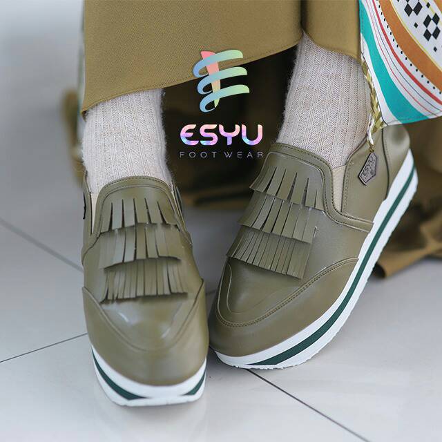 Adisa series sepatu ESYU