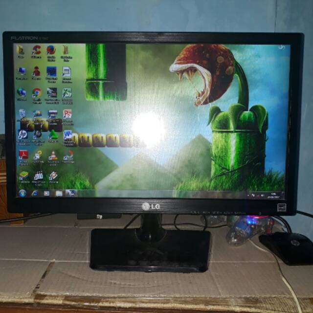 LED Monitor Komputer LG flatron e1942 wide 19inch