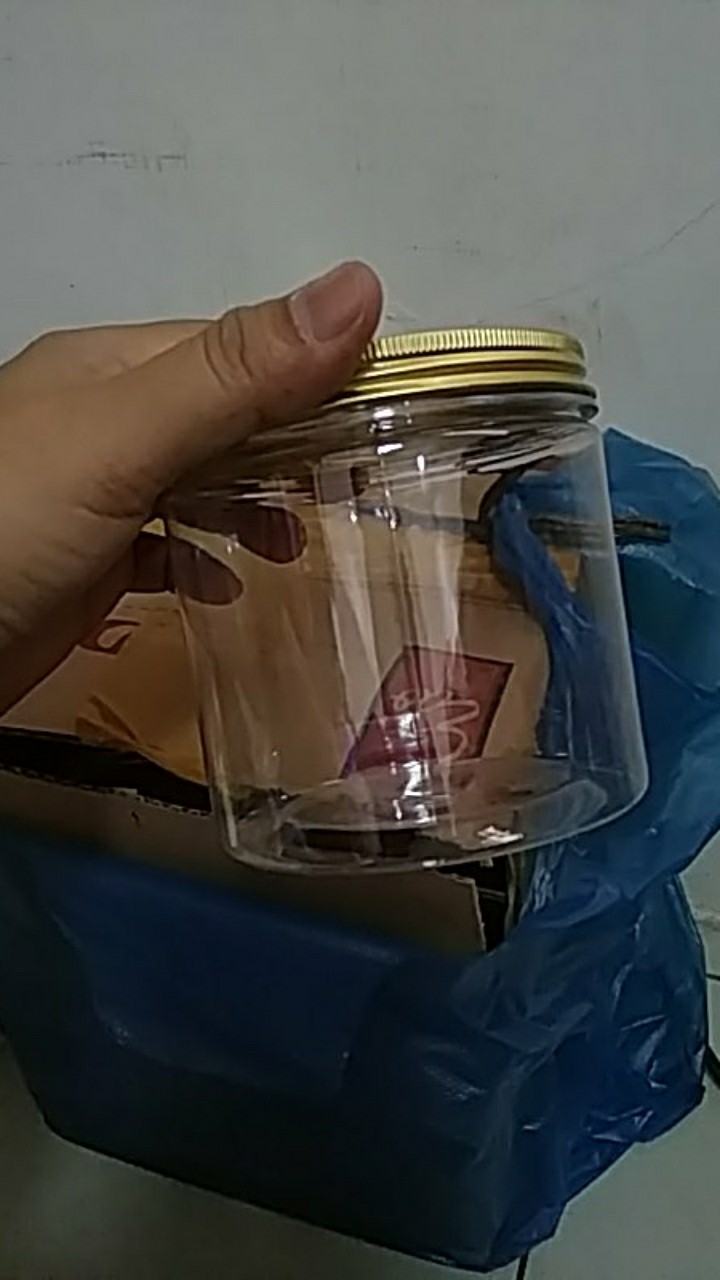 Toples Kue Jar Bening Tutup Emas