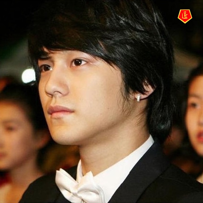 [Ready Stock]Simple Rhinestone Men's Silver Ear Clip