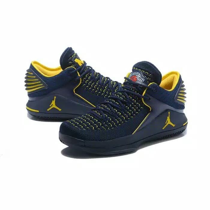 TERLARIS Sepatu Nike Air Jordan 32 XXXII Low Michigan Navy Blue Perfect Kick