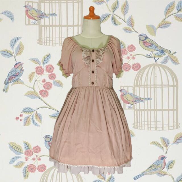 Wonder Rocket (bahanya jatuh dan halus) warna peach