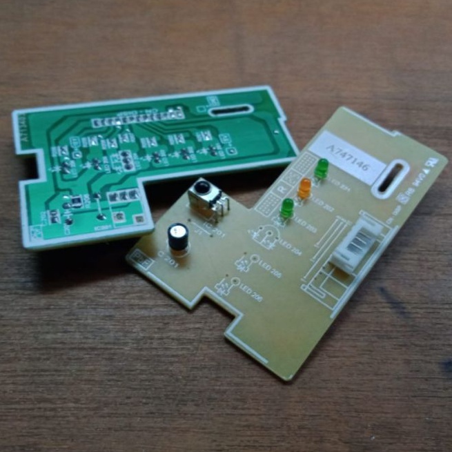 Sensor AC Panasonic A747146 ( 6 Pin Kabel )