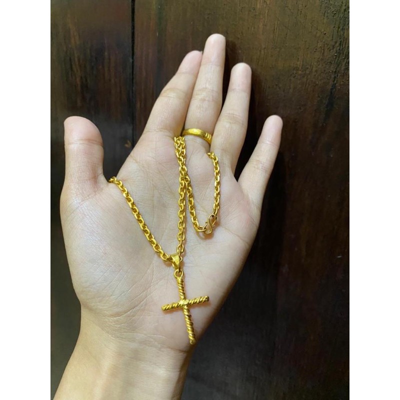 Kalung salib Plintir Replika Emas 24K