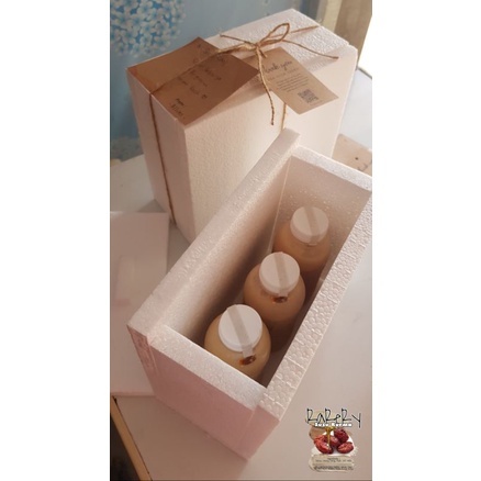 

Paket Hampers A ( Isi Susu Kurma 3botol)