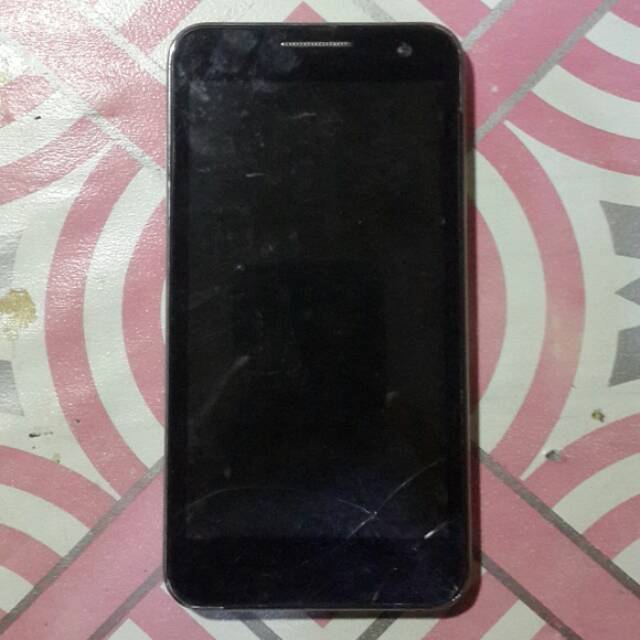 Minusan andromax D E1000