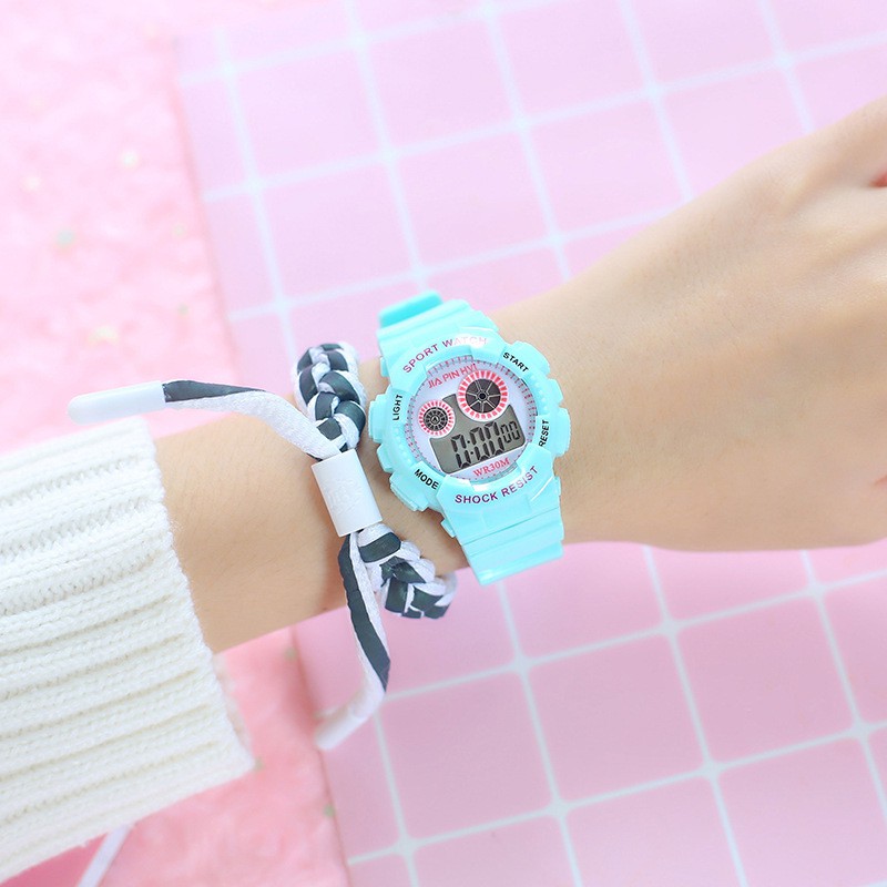 Jam Tangan Rubber Dial Bulat Digital Untuk Wanita Sport Korean Style Fashion