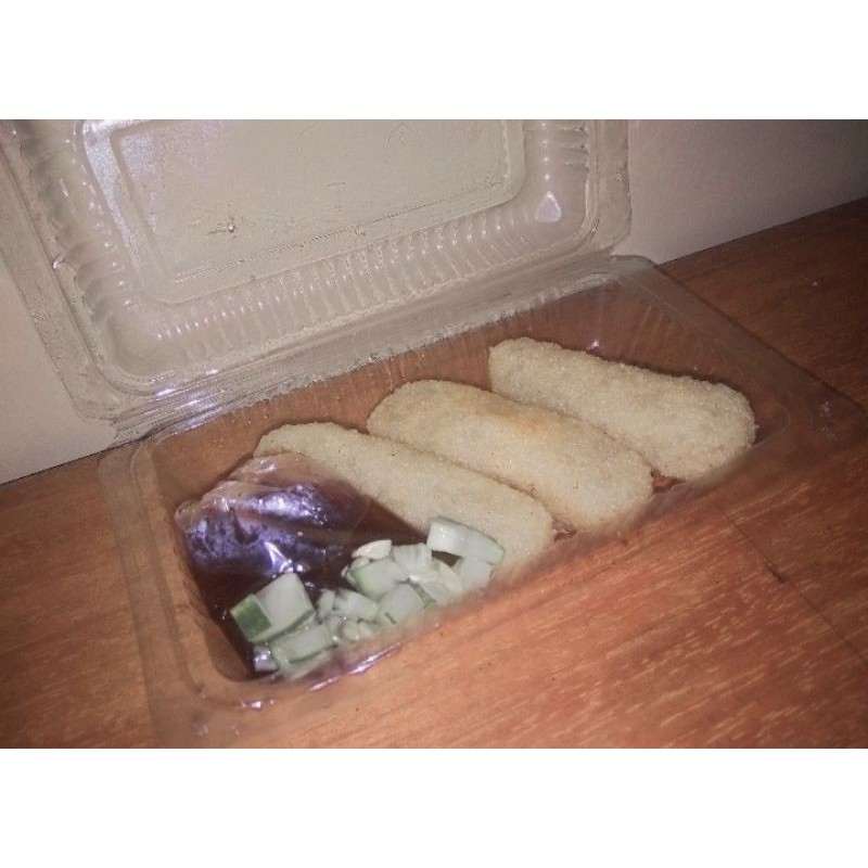 

Pempek mentah siap goreng