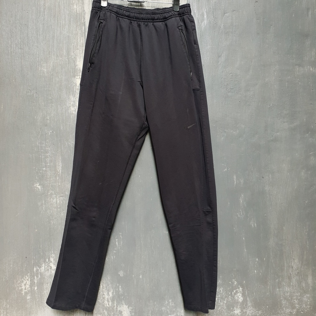 Celana Training Nike Drifit