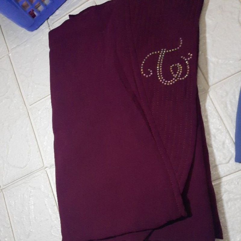 Thewa//Khimar Bening Ori Thewa-Maron gelap/burgundy