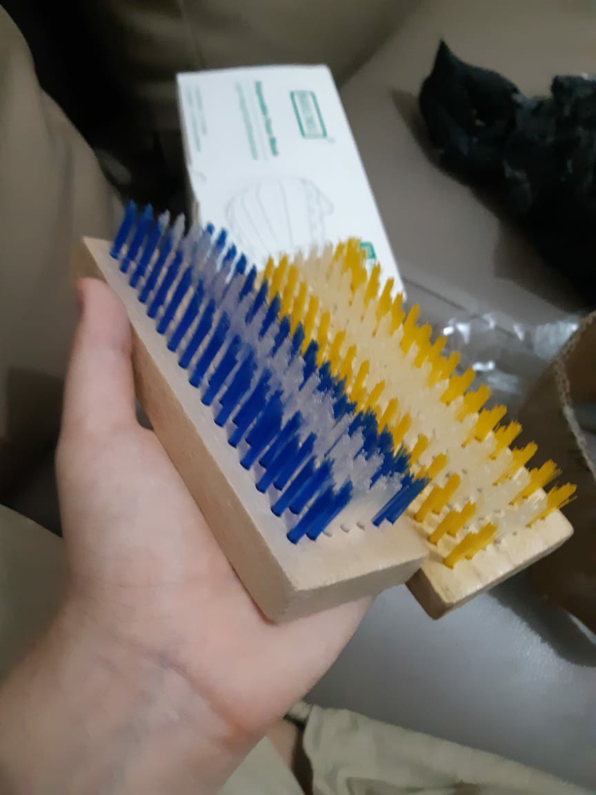 Sikat Kayu Warna Besar 818 Jumbo 14cm - Serbaguna Cuci Baju Karpet Lantai Motor Mobil Dll