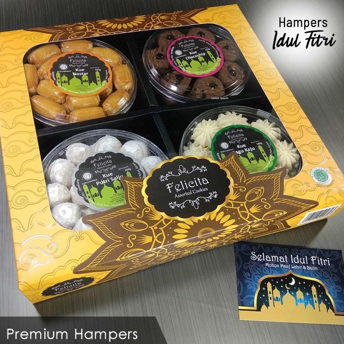 

Paket Hampers Kue Lebaran / Parcel Idul Fitri - Felicita Batik Isi 4 Sarahasana_