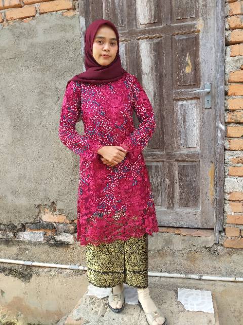 Set baju kurung Nera