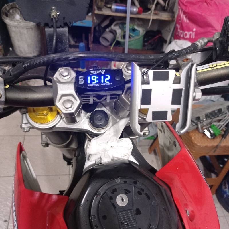 VOLT METER MOTOR DIGITAL PLUS JAM 2 IN 1 WATERPROFF VOLTMETER AMPER AKI DAN JAM DIGITAL MIO BRAT SCOOPY VARIO NMAX AEROX PCX DLL