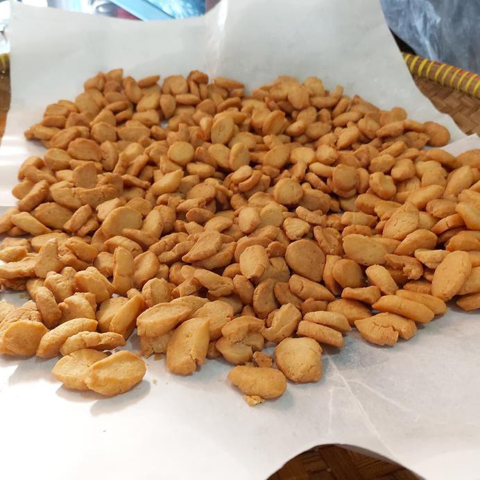 

KUE KERING BIJI KETAPANG
