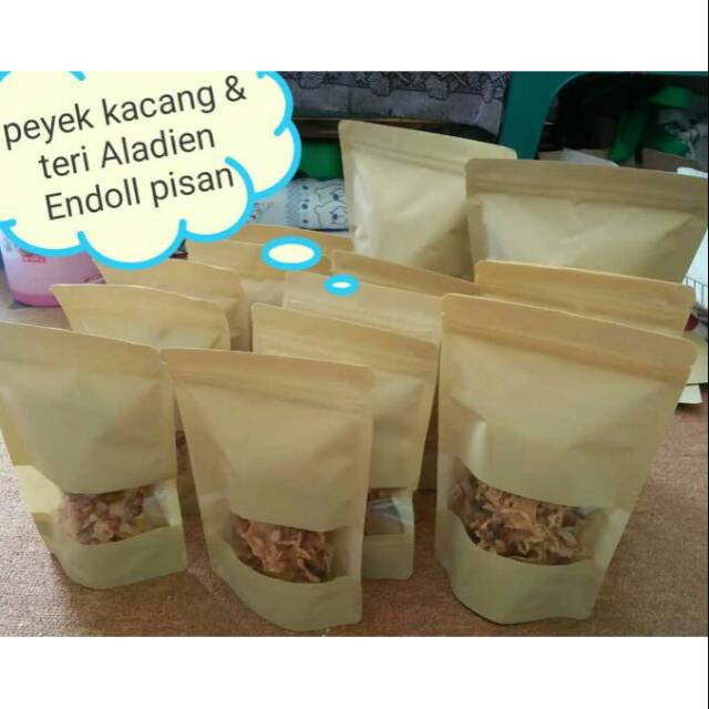 Peyek kacang dan teri