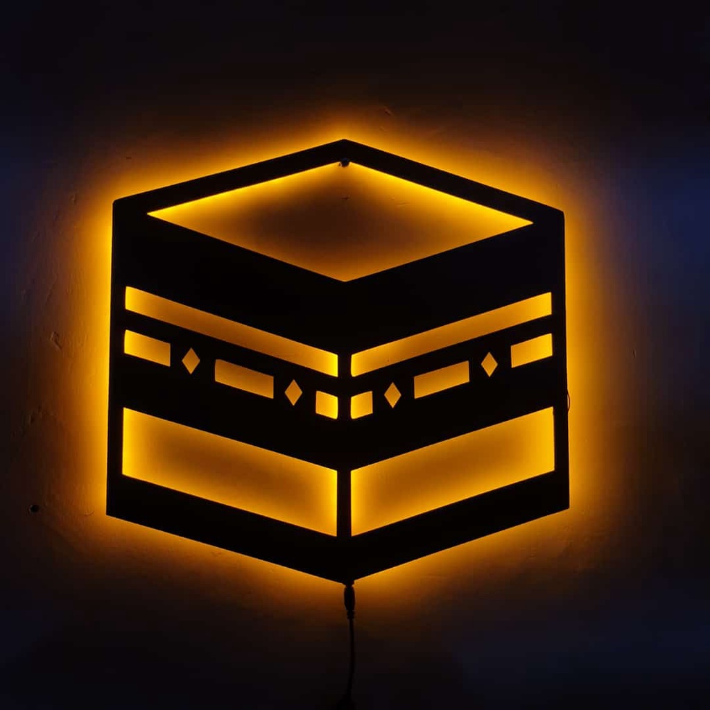 Hiasan DInding Lampu Kayu Kabah