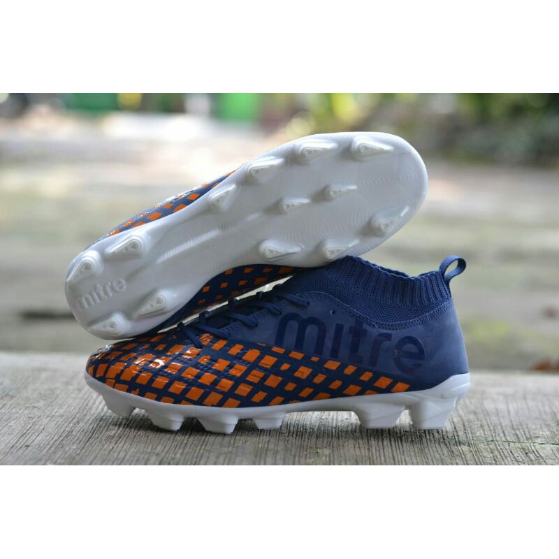 Sepatu bola mitre invader fg biru