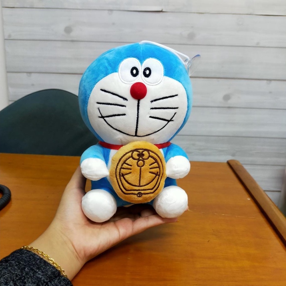 Boneka Doraemon Kue Size 7&quot;/20cm/boneka Bahan Soft/boneka karakter