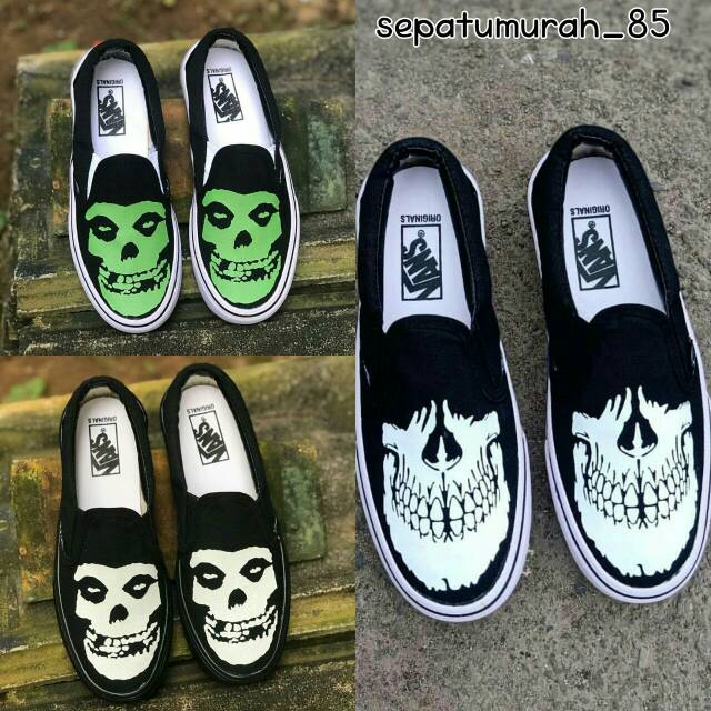 vans misfits slip ons