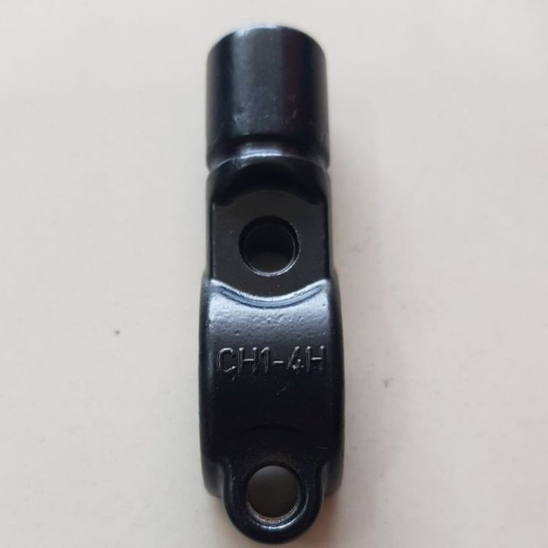 Dudukan Spion  / Braket Spion bagian Kanan Vario 125  new/ Beat Street