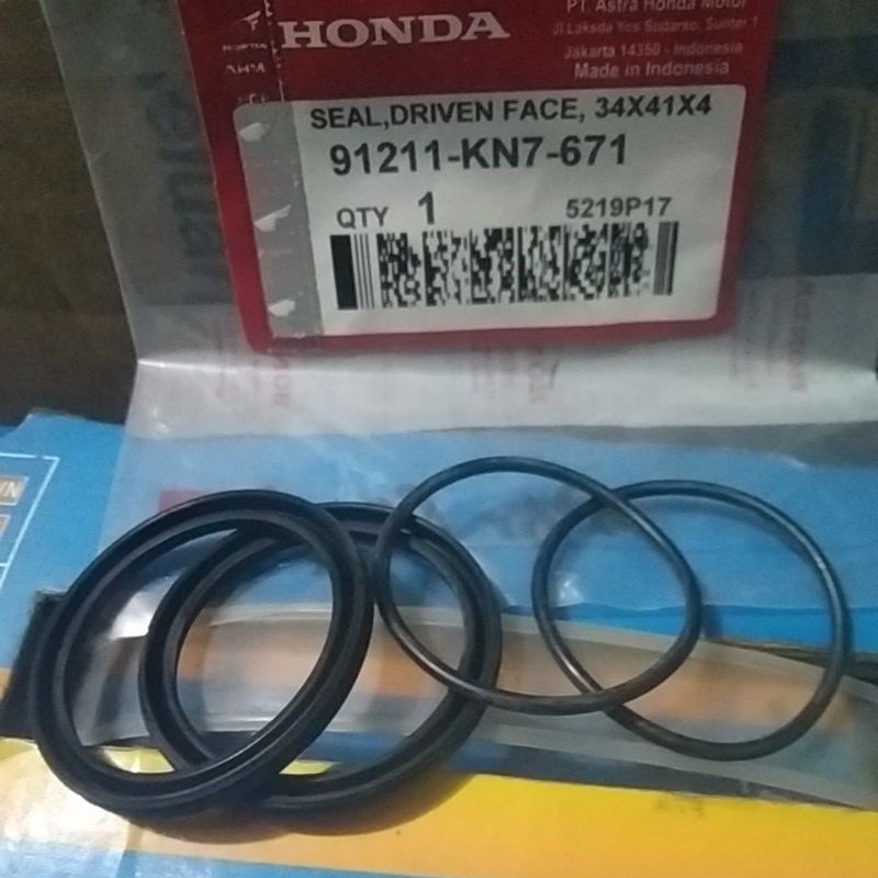 Seal pully Honda vario