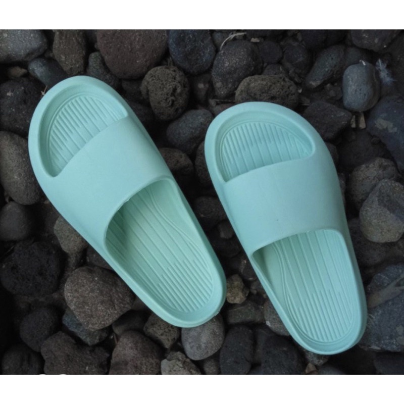 PROMO SANDAL SLIP ON WANITA KOREAN STYLE/ SANDAL WANITA BAHAN KARET ANTI SLIP