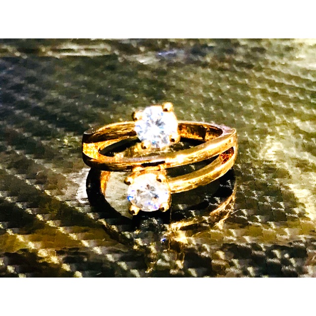 Cincin wanita lapis emas / cincin replika berlian /berlian replika / cincin wanita / cincin