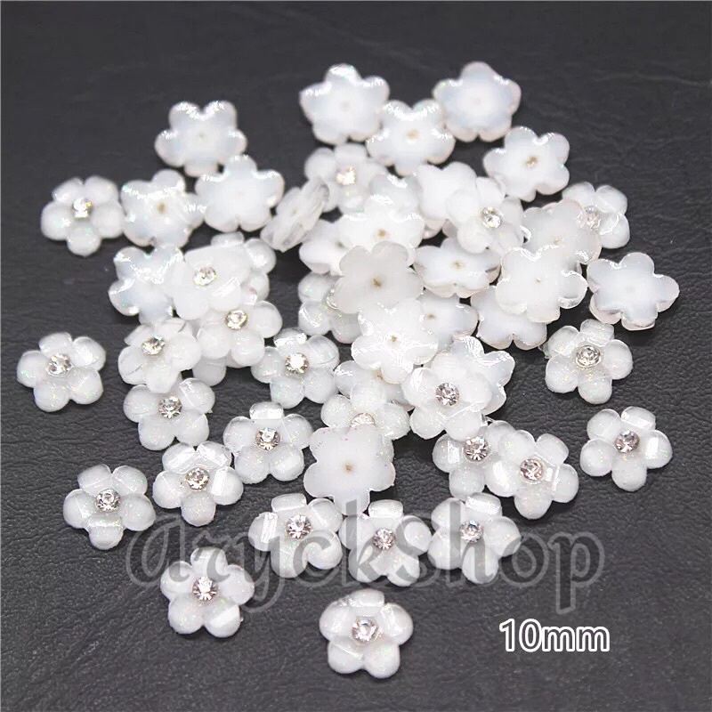 BUNGA SAKURA PUTIH 10Mm isi 10pcs bahan Craft Kerajinan Aksesoris Nailart kuku palsu Tasbih blink