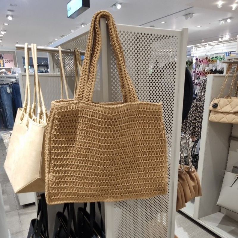 Tas Anyaman 005 H&M JASTIP jasa titip hnm