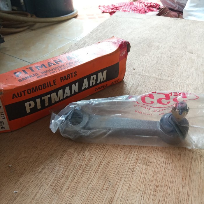 PITMAN ARM MOBIL COROLLA KE 30 merk 555