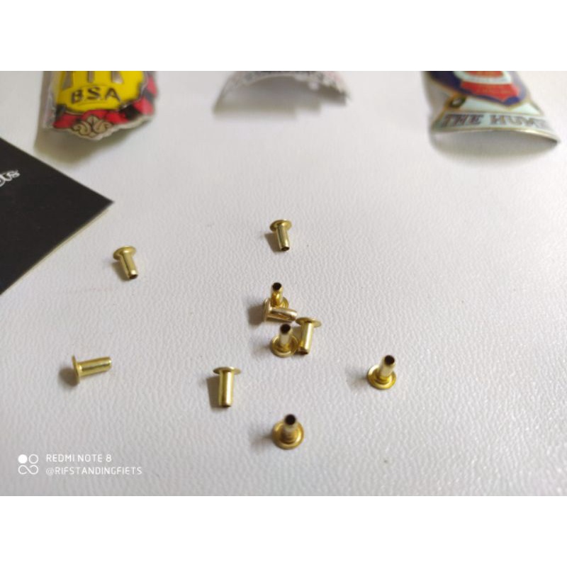 Paku emblem / plat emblem sepeda onthel sepeda jadul sepeda antik NOS bahan kuningan